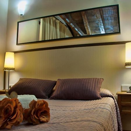 Hostal Alfonso XII By Toledo Ap Ngoại thất bức ảnh
