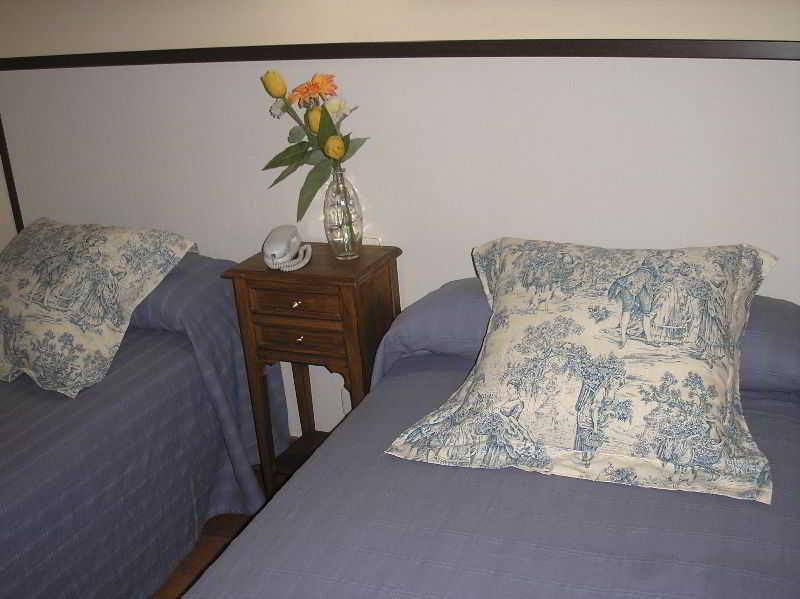 Hostal Alfonso XII By Toledo Ap Ngoại thất bức ảnh